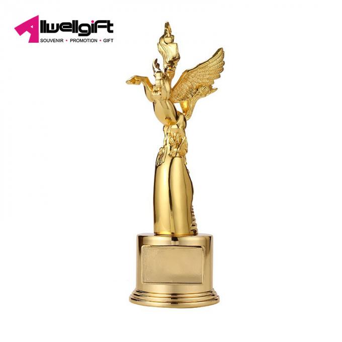Os ornamento quentes de alta qualidade do troféu do metal da venda 3d Pegasus personalizam o presente incorporado do metal feito sob encomenda da forma do cavalo das concessões do troféu do metal
