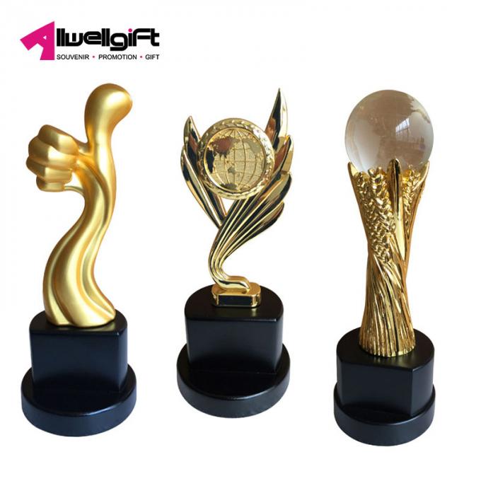 Série feita sob encomenda dos esportes do ouro do copo do troféu do metal para ofícios ligas de zinco do troféu das concessões do acontecimento anual da lembrança para a decoração da casa