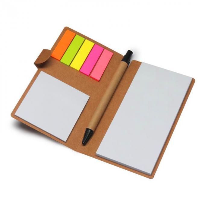 Anunciando o caderno pegajoso amigável do papel de embalagem do eco com pena