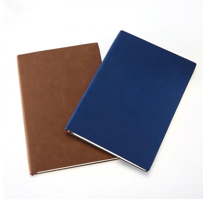 O diário portátil do plutônio do presente do negócio gravou o caderno A5 com grupo da pena
