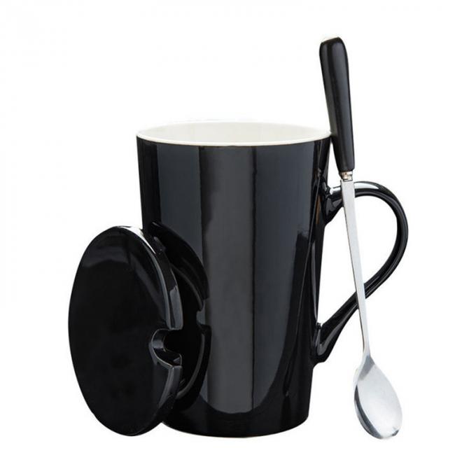 O costume de alta qualidade imprimiu 12 copos cerâmicos da secadora de roupa do café das canecas da constelação com o resíduo metálico do drinkware da tampa e da colher multi-colorido
